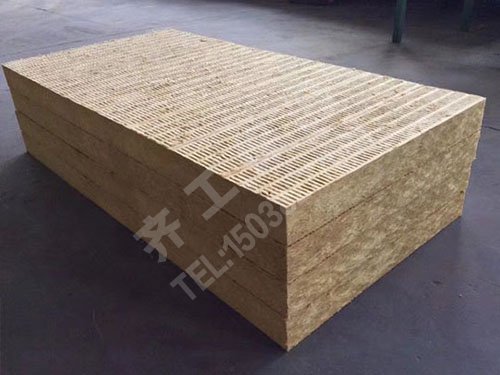 根據環境溫度不同來橡塑保溫板