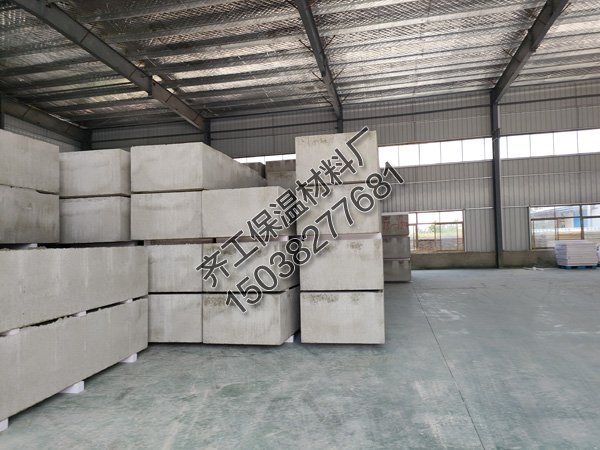 如何選擇勻質(zhì)板廠家？